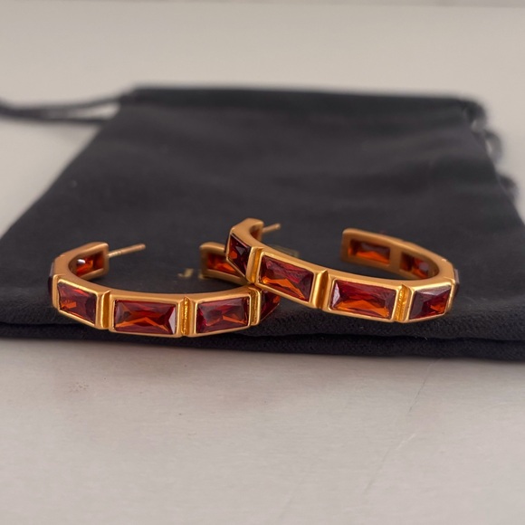 Jewelry - NWOT Julie Vos Baguette Hoop Earring